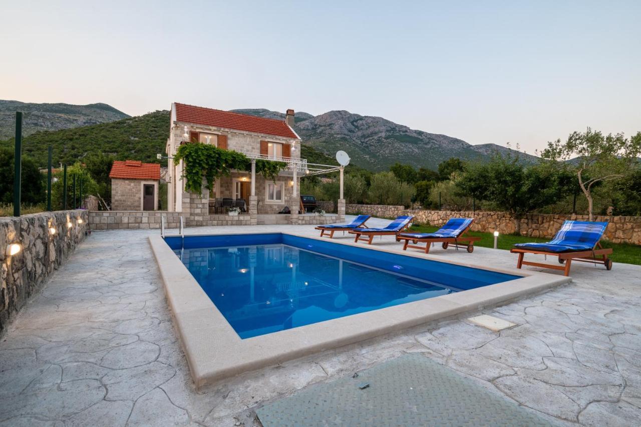 Rustica Villa Neum